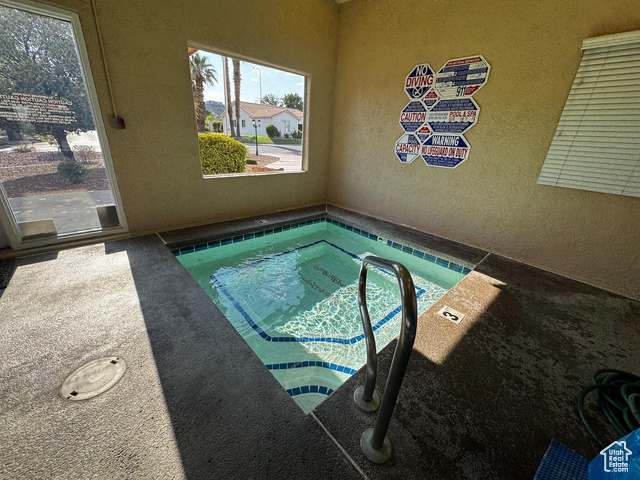 Photo 7 for MLS #2105935 at 210 N Mall Dr #86