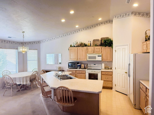 Photo 9 for MLS #2105935 at 210 N Mall Dr #86