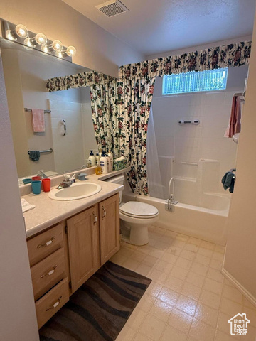 Photo 6 for MLS #2105935 at 210 N Mall Dr #86