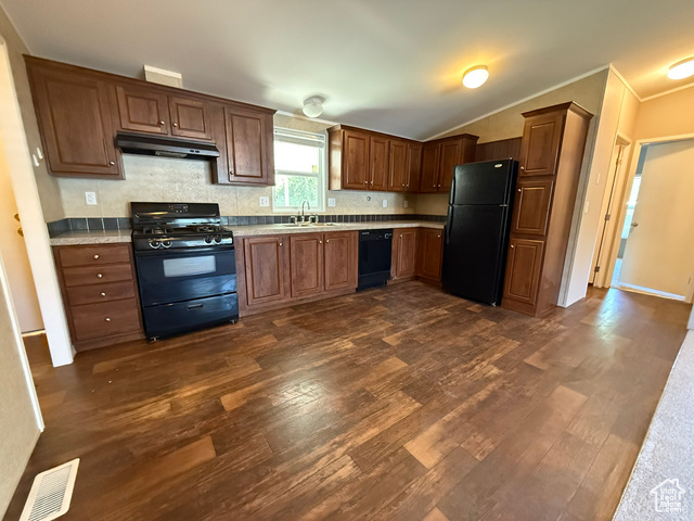 Photo 8 for MLS #2105939 at 330 Pellinore #43