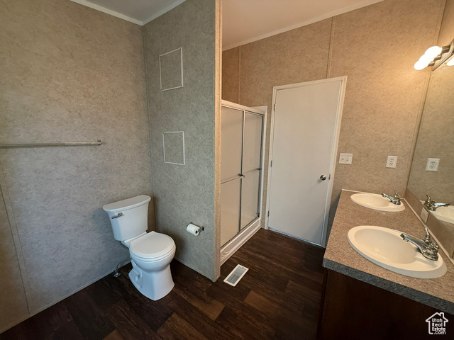 Photo 11 for MLS #2105939 at 330 Pellinore #43