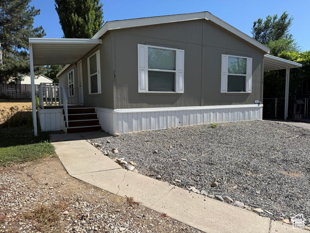 Photo 3 for MLS #2105939 at 330 Pellinore #43