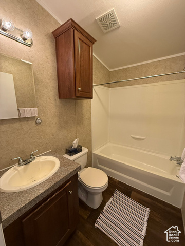Photo 14 for MLS #2105939 at 330 Pellinore #43