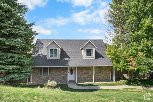 MLS #2105953                     located at 2480 Oakridge Dr,
                     Spanish Fork, UT