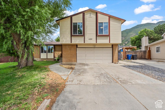 MLS #2105966                     located at 3355 E Rutland Pl,
                     Cottonwood Heights, UT