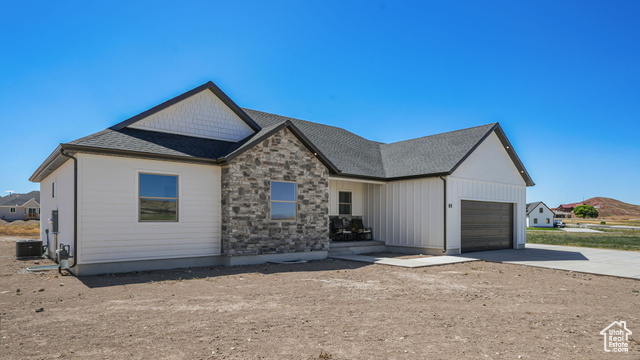 Photo 2 for MLS #2105970 at 85 W 970 North