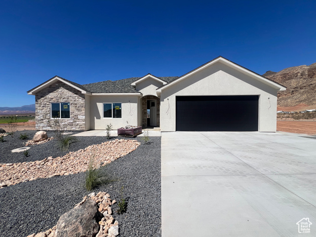 980 ROCK VIEW DR