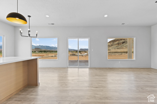Photo 14 for MLS #2105986 at 980 W Rock View Dr