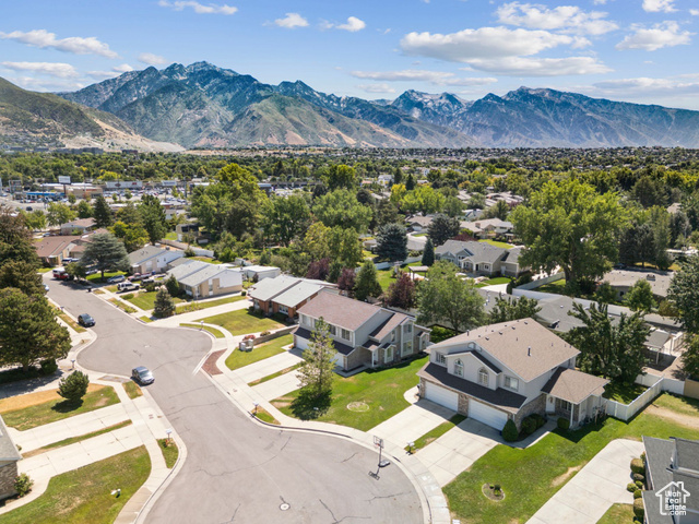Photo 8 for MLS #2105987 at 1876 E Jeremy Ct
