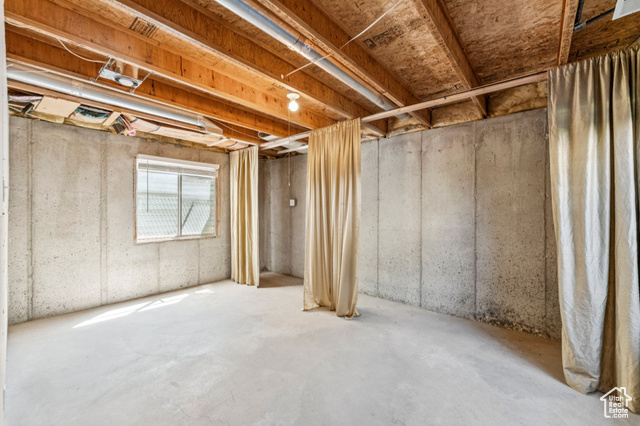 Photo 43 for MLS #2105987 at 1876 E Jeremy Ct