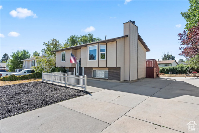 5929 W DRY BONE CIR, Salt Lake City UT 84118