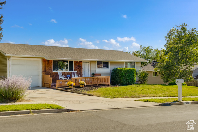 1482 E WATERS LN, Sandy UT 84093