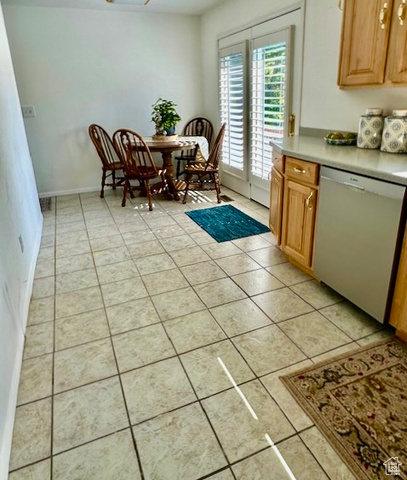 Photo 13 for MLS #2105996 at 1482 E Waters Ln