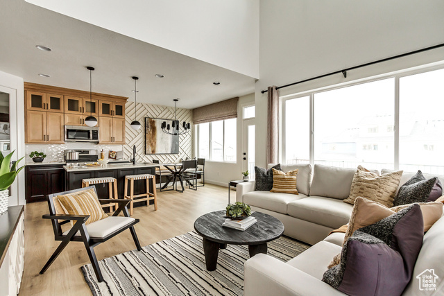 Photo 8 for MLS #2106017 at 1546 N 1130 West #165