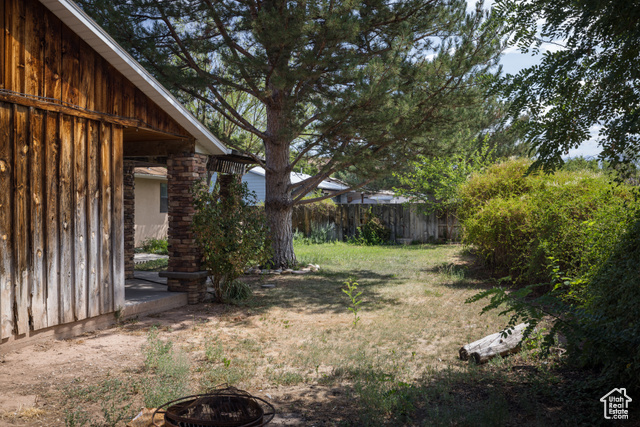 Photo 27 for MLS #2106045 at 709 W Bartlett Cir