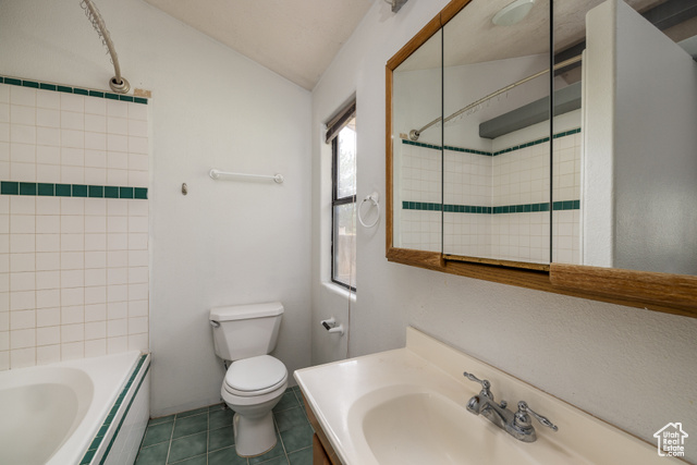 Photo 40 for MLS #2106045 at 709 W Bartlett Cir