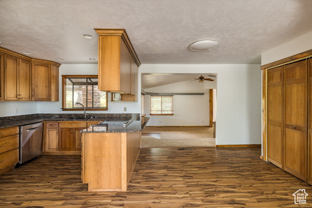 Photo 6 for MLS #2106045 at 709 W Bartlett Cir