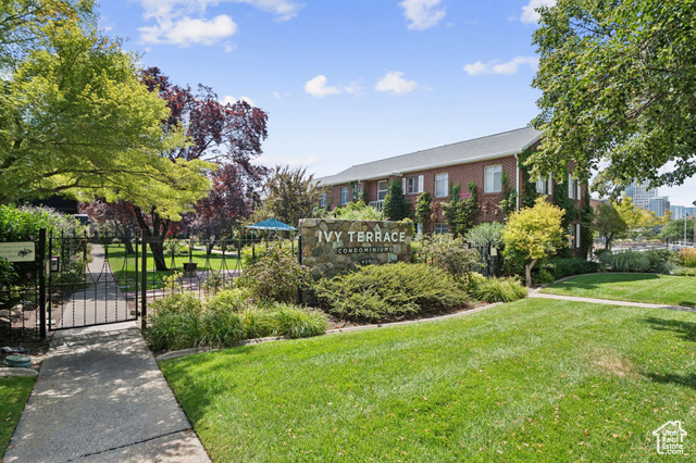 450 E 100 S #4, Salt Lake City UT 84111