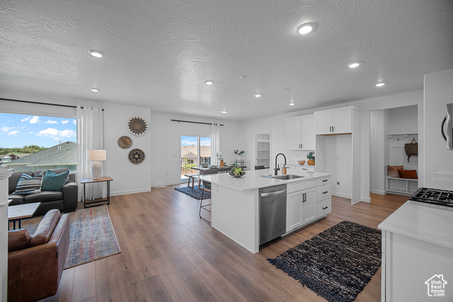Photo 3 for MLS #2106068 at 588 S Cedar Creek Dr #97