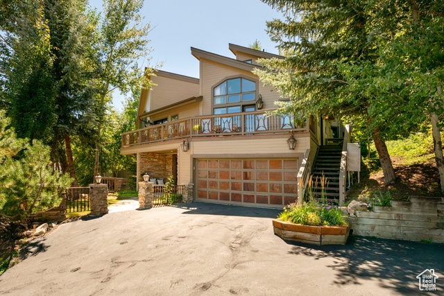 Photo 2 for MLS #2106093 at 117 Norfolk Ave