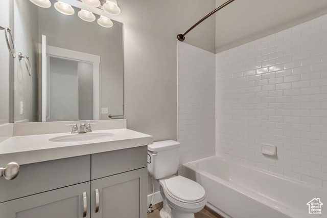 Photo 14 for MLS #2106107 at 5538 W Naples Dr #125