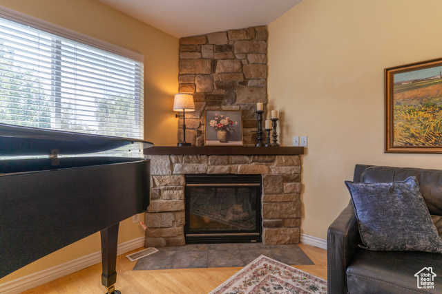 Photo 16 for MLS #2106109 at 391 W 370 South