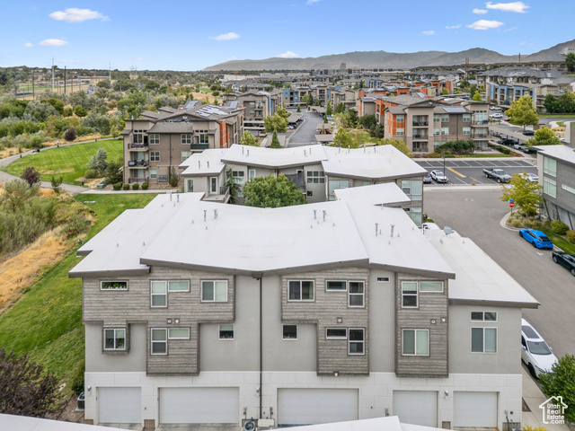7738 S ROOFTOP DR, Midvale UT 84047