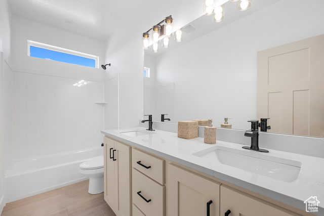 Photo 19 for MLS #2106149 at 2662 Eagle Dr #01