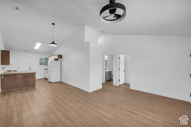 Photo 4 for MLS #2106172 at 700 N Main St #L6