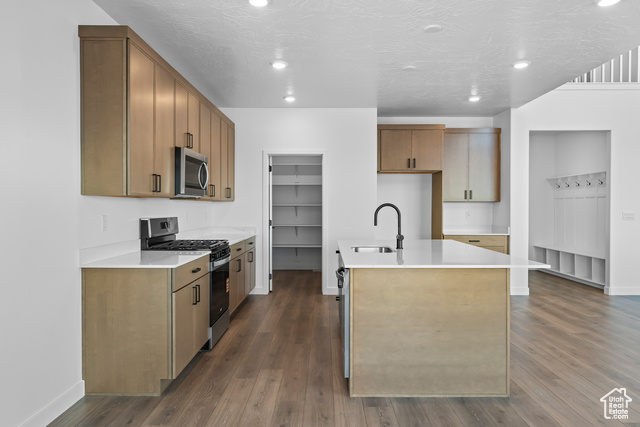 Photo 8 for MLS #2106174 at 583 S Cedar Creek Dr #126