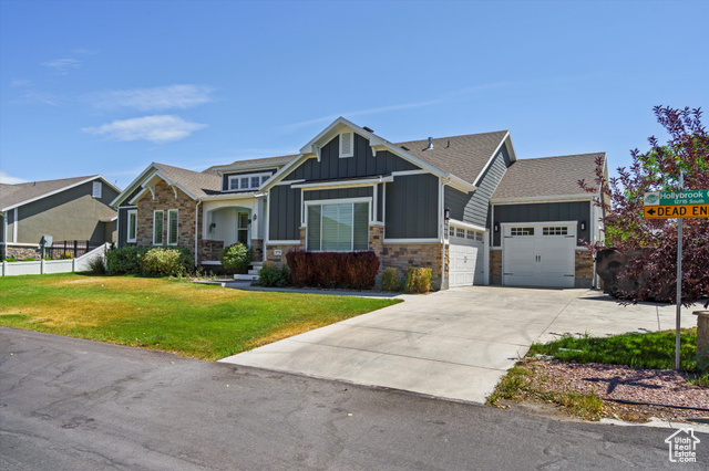 Photo 14 for MLS #2106179 at 172 E Hollybrook Cv