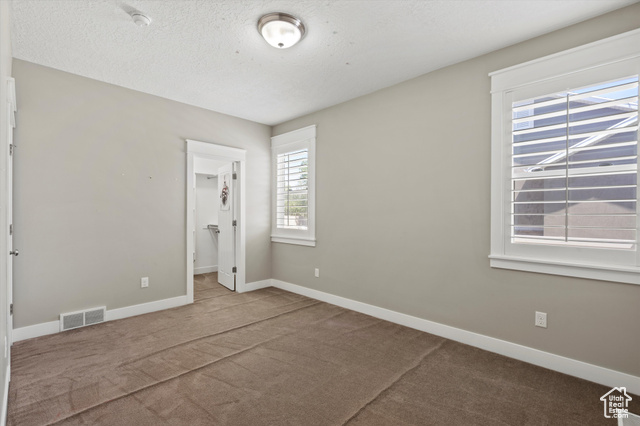 Photo 45 for MLS #2106179 at 172 E Hollybrook Cv