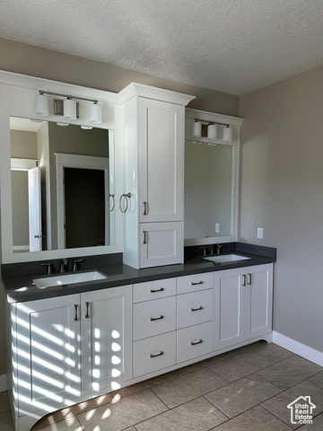 Photo 33 for MLS #2106179 at 172 E Hollybrook Cv