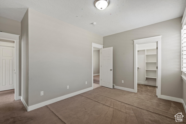 Photo 46 for MLS #2106179 at 172 E Hollybrook Cv