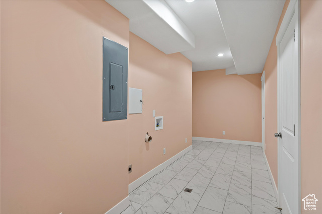 Photo 41 for MLS #2106179 at 172 E Hollybrook Cv