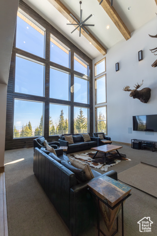 Photo 15 for MLS #2106181 at 819 E Autumn Dr