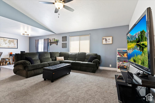 Photo 6 for MLS #2106184 at 727 W Island Vista Cir
