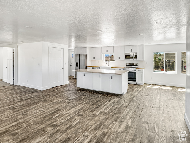 Photo 7 for MLS #2106188 at 4190 E 2750 South
