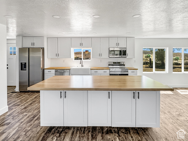 Photo 3 for MLS #2106188 at 4190 E 2750 South