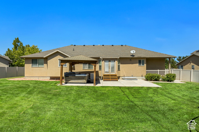 Photo 5 for MLS #2106203 at 5541 W Bellagio Way