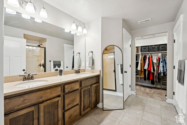 Photo 14 for MLS #2106204 at 14512 S Quiet Shade Dr
