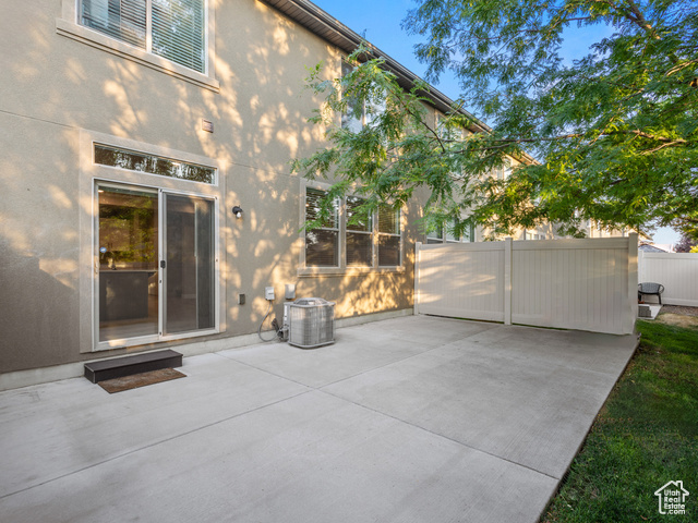 Photo 11 for MLS #2106206 at 4491 Haven Creek Rd #A