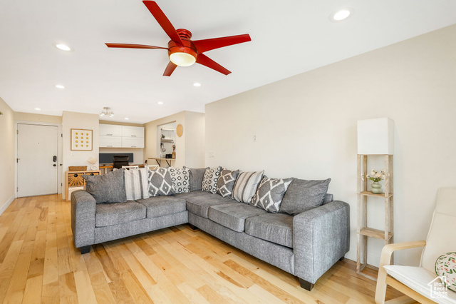 Photo 3 for MLS #2106212 at 339 E 600 South #1201