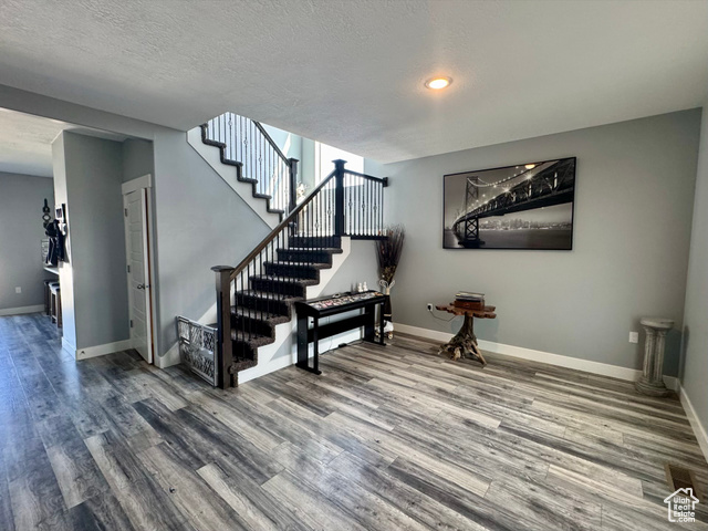 Photo 2 for MLS #2106215 at 1913 S 525 West
