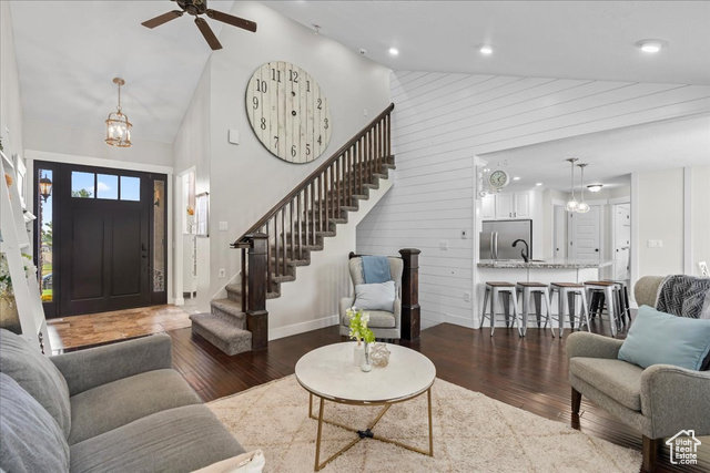Photo 7 for MLS #2106217 at 771 W Meadow Side Dr