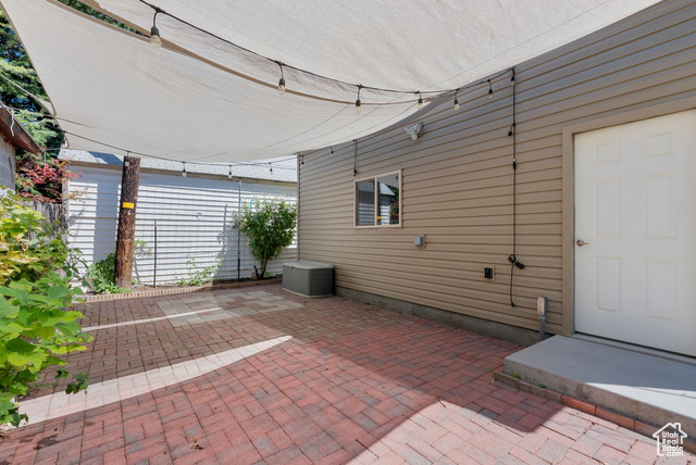 Photo 25 for MLS #2106224 at 1133 E Milton Ave