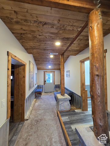 Photo 22 for MLS #2106231 at 2029 W Tollgate Rd