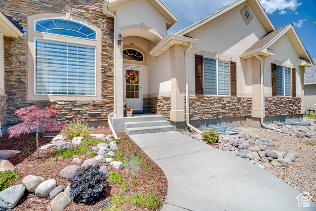 Photo 3 for MLS #2106257 at 676 S 620 East