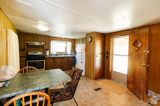 Photo 10 for MLS #2106284 at 4105 N 38540 West