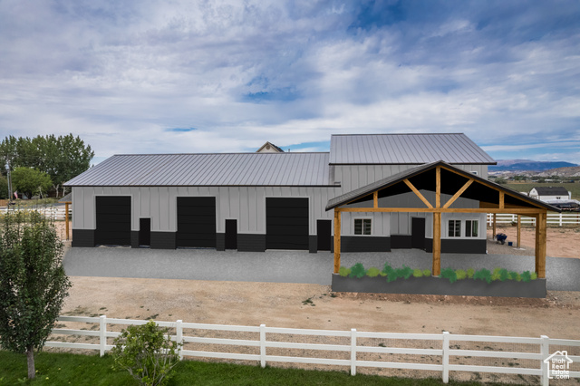 MLS #2106286                     located at 297 E 1500 North,
                     Vernal, UT